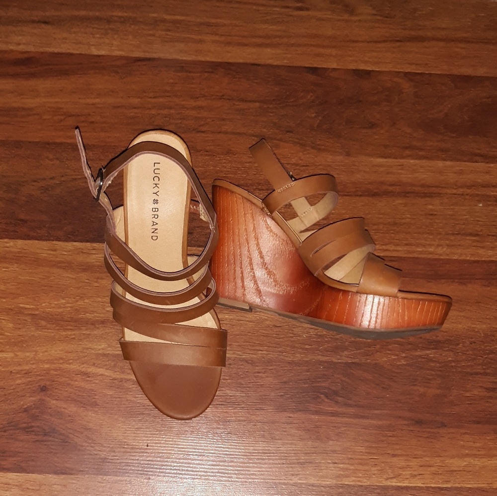 Lucky Brand Marinaa Wedge!
